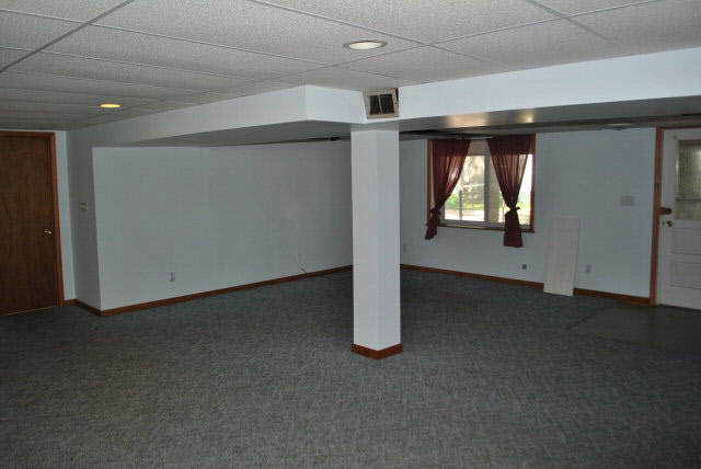 951 Bruce Ave, Monticello, IN 47960 photo 14