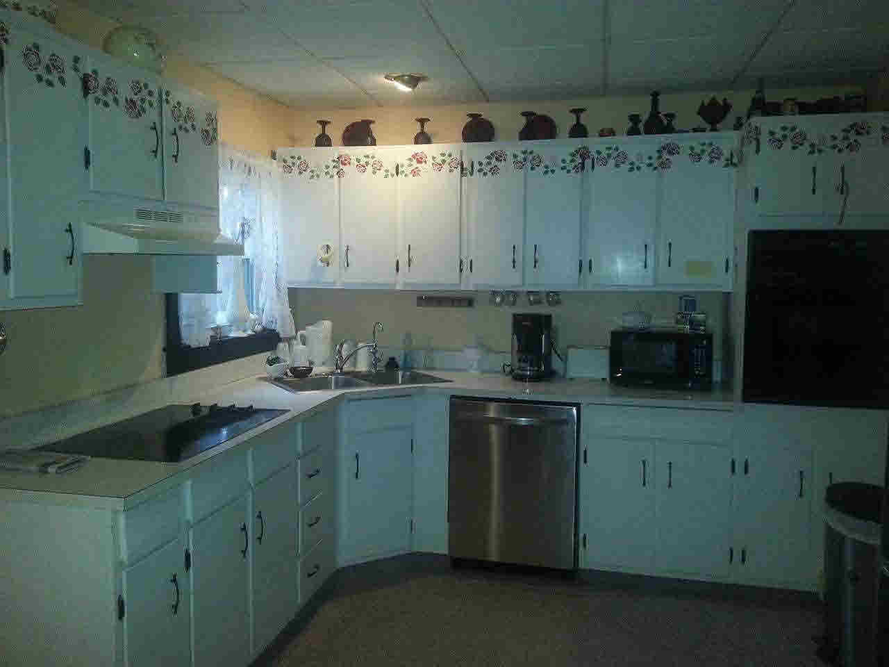 407 W 2nd St, Ridgeville, IN 47380 photo 4