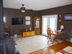777 Clover Ln, Mitchell, IN 47446 photo 3