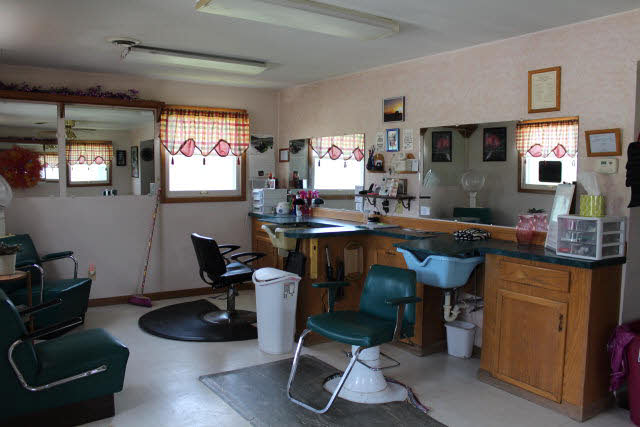 403 W Broadway, Monon, IN 47959 photo 2