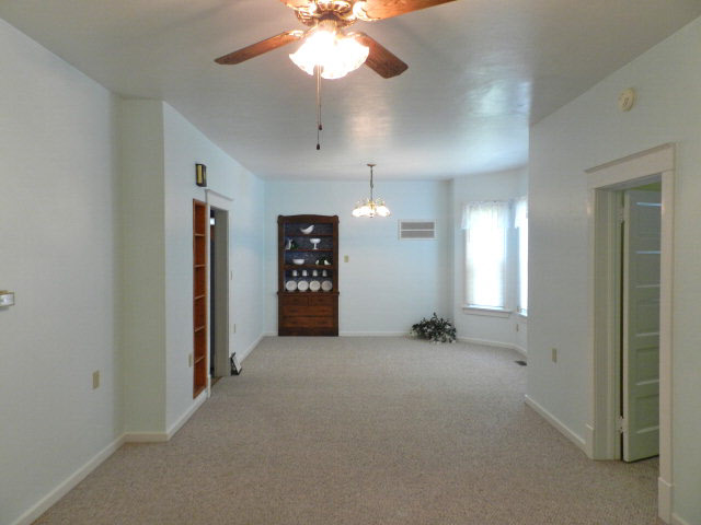 214 N Walnut St, Monon, IN 47959 photo 6