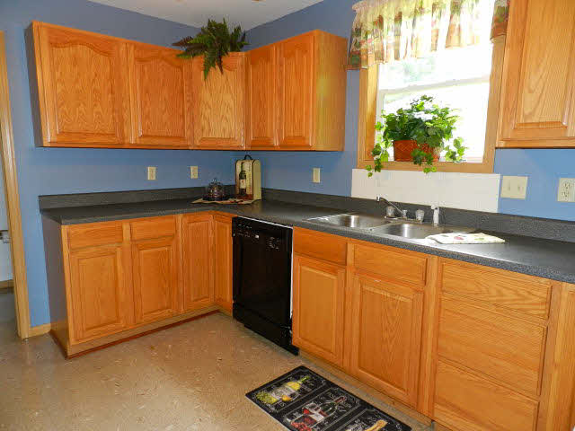 214 N Walnut St, Monon, IN 47959 photo 10