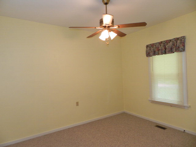 214 N Walnut St, Monon, IN 47959 photo 14