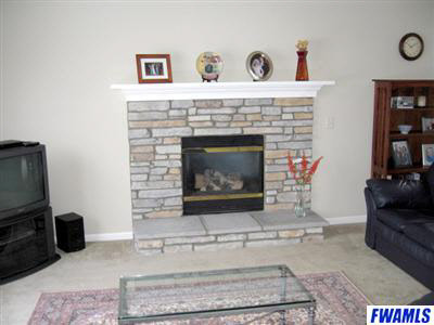 10137 Oak Trail Rd, Fort Wayne, IN 46825 photo 3