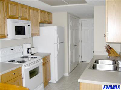 10137 Oak Trail Rd, Fort Wayne, IN 46825 photo 4
