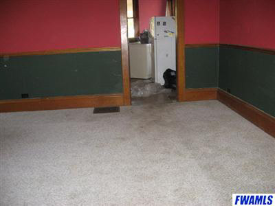 217 E Third, Warren, IN 46792 photo 2