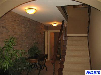 7866 E Vawter Park Rd, Syracuse, IN 46567 photo 12