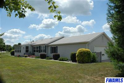 1821 N Brook Blvd, Warsaw, IN 46582 photo 1