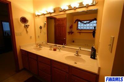 12509 Serene Shrs, Fort Wayne, IN 46818 photo 12