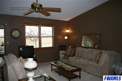 3617 E 100 N, Warsaw, IN 46582 photo 2