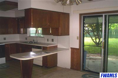 108 Somerdale Dr, Yoder, IN 46798 photo 5
