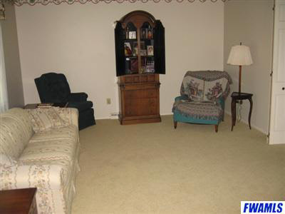 914 Wingate Dr, Fort Wayne, IN 46845 photo 4