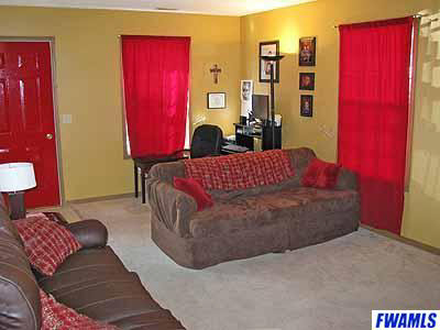 305 E Stocker St, Angola, IN 46703 photo 5