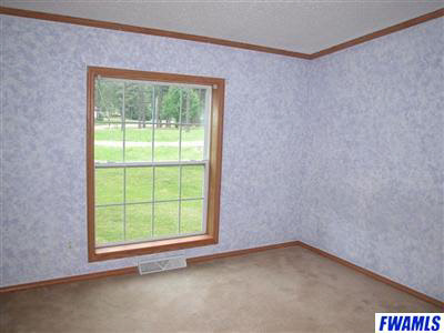 2728 Evergreen Dr, Warsaw, IN 46582 photo 7