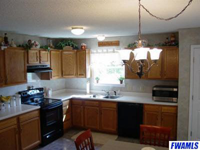 8108 Maple Valley Dr, Fort Wayne, IN 46835 photo 6