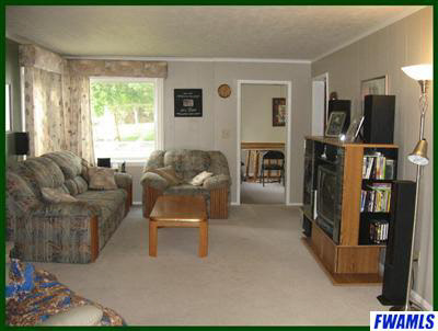 175 Curry St, Markle, IN 46770 photo 2