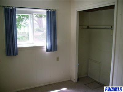 427 E Cherry St, Bluffton, IN 46714 photo 10