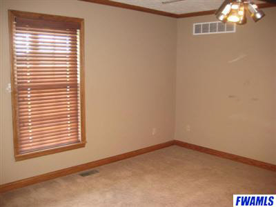 4050 E 100 N, Bluffton, IN 46714 photo 6