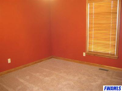 4050 E 100 N, Bluffton, IN 46714 photo 8