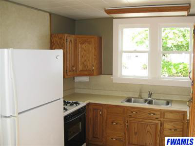 204 E Central, Bluffton, IN 46714 photo 5