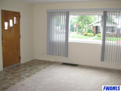 204 E Central, Bluffton, IN 46714 photo 2