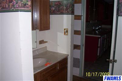 515 E Arnold St, Bluffton, IN 46714 photo 16