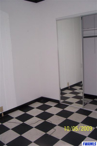 515 E Arnold St, Bluffton, IN 46714 photo 11