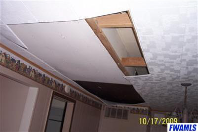 515 E Arnold St, Bluffton, IN 46714 photo 5