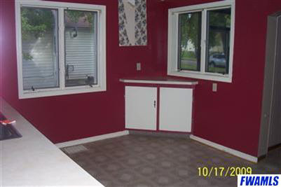 515 E Arnold St, Bluffton, IN 46714 photo 7