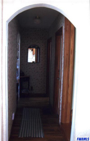 229 E Washington St, Monroe, IN 46772 photo 6