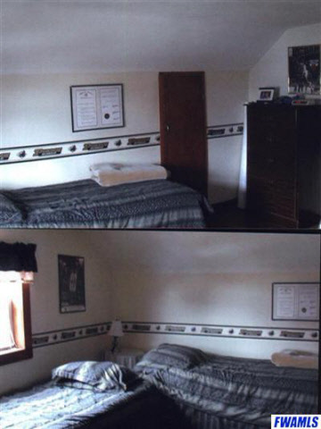 229 E Washington St, Monroe, IN 46772 photo 8