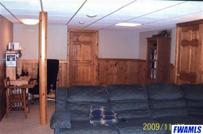 110 E Andrews St, Monroe, IN 46772 photo 7
