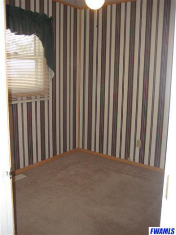 601 E Mill St, Ossian, IN 46777 photo 11