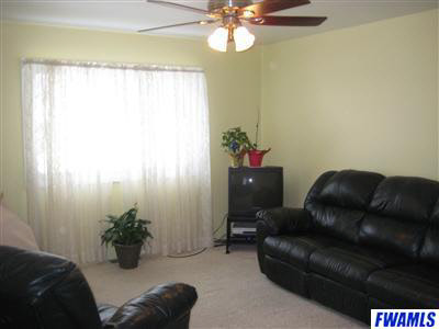 601 E Mill St, Ossian, IN 46777 photo 3