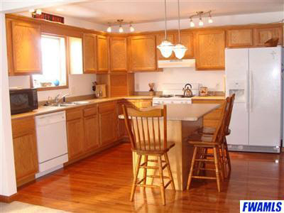 1111 N Crete Dr, Warsaw, IN 46582 photo 2