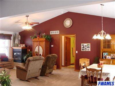 1111 N Crete Dr, Warsaw, IN 46582 photo 5