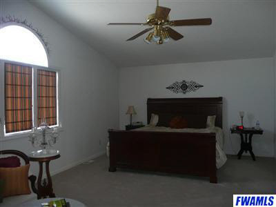 6446 Edgewood Dr, Churubusco, IN 46723 photo 11