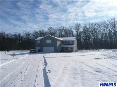 6446 Edgewood Dr, Churubusco, IN 46723 photo 2