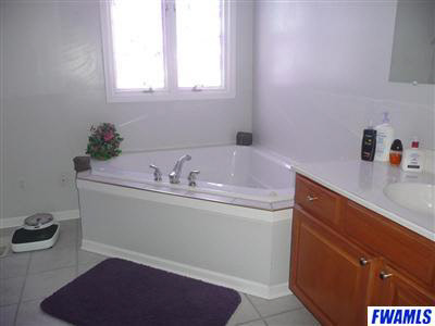 6446 Edgewood Dr, Churubusco, IN 46723 photo 12