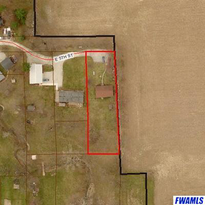 730 E 5th St, Warren, IN 46792 photo 2