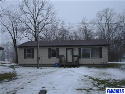 730 E 5th St, Warren, IN 46792 photo 1