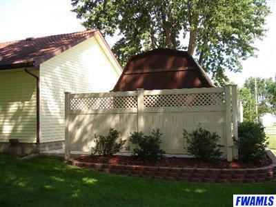 105 E Parkway Dr, Warren, IN 46792 photo 15