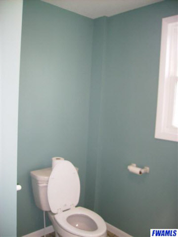 516 E Arnold St, Bluffton, IN 46714 photo 9