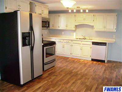 516 E Arnold St, Bluffton, IN 46714 photo 6