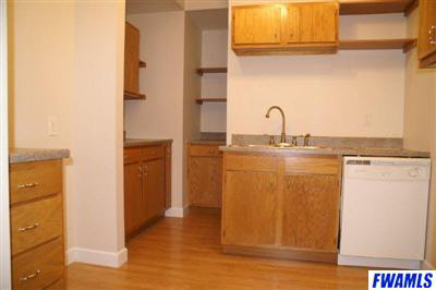 729 E Wayne St, Fort Wayne, IN 46802 photo 8