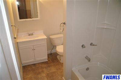 729 E Wayne St, Fort Wayne, IN 46802 photo 15