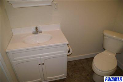 729 E Wayne St, Fort Wayne, IN 46802 photo 12