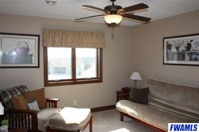 2240 E Blossom Ln, Warsaw, IN 46580 photo 16