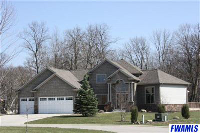 2240 E Blossom Ln, Warsaw, IN 46580 photo 1