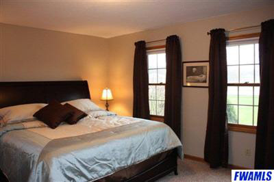 1649 S Packerton Rd, Winona Lake, IN 46590 photo 5